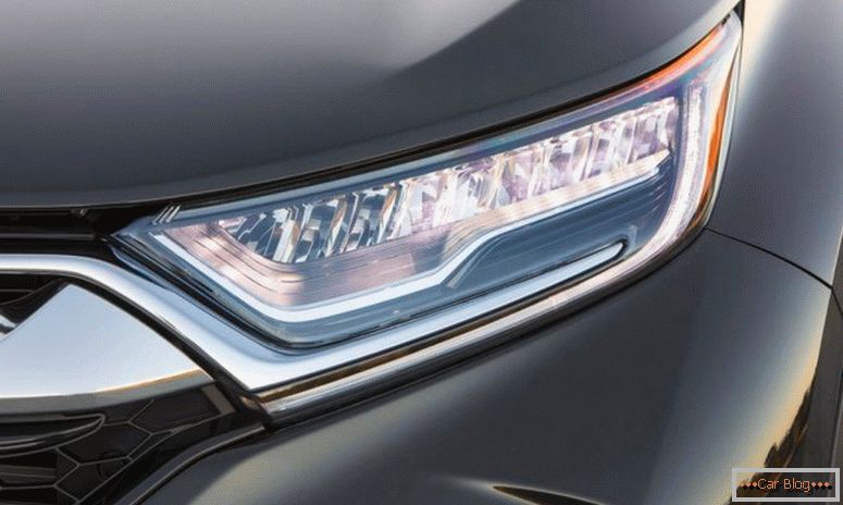 Reflektory Honda SRV