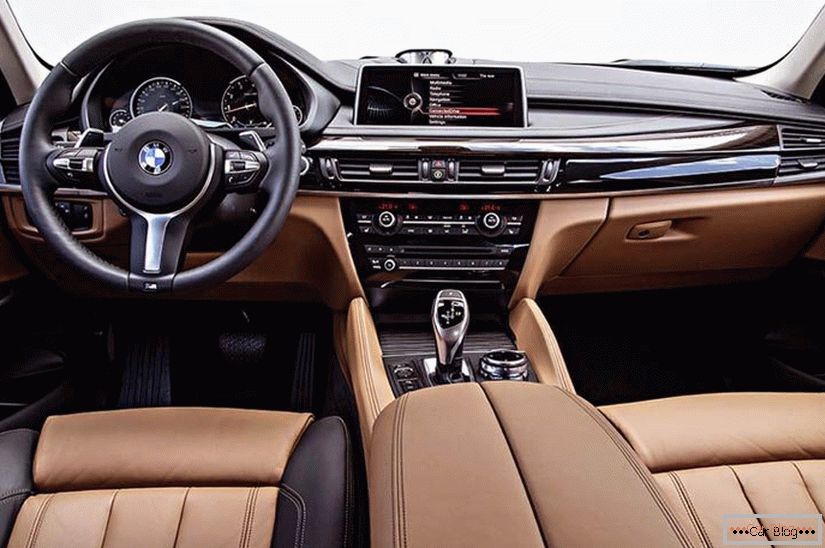 Salon BMW X6 2015