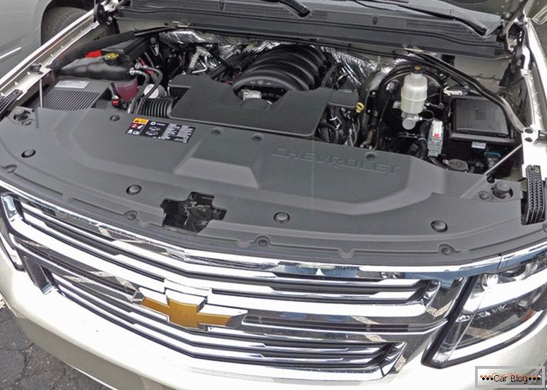 Двигатель Chevrolet Suburban 2014 zdjęcia