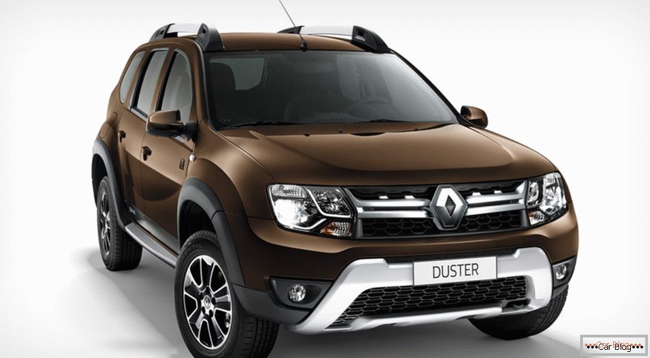 Francuzi ogłosili cenę na kompletie specjalnych wersji Duster - Dakar Edition