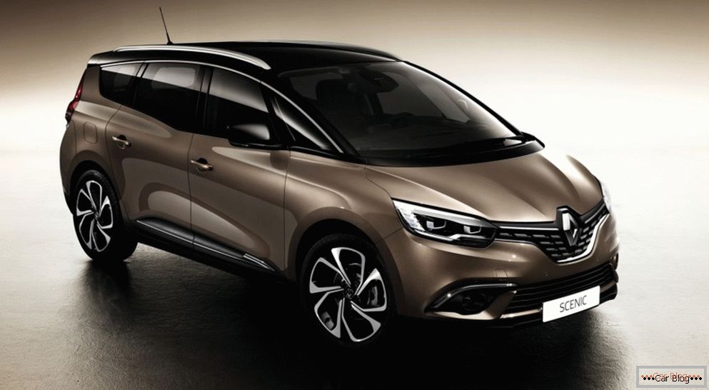Французы провели презентацию нового Renault Grand Sceniczny