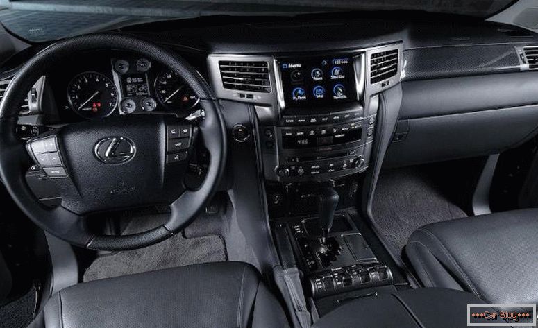 Wnętrze Lexus LX 570