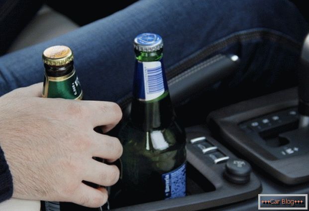 Jazda po pijanemu jest niebezpieczna dla innych