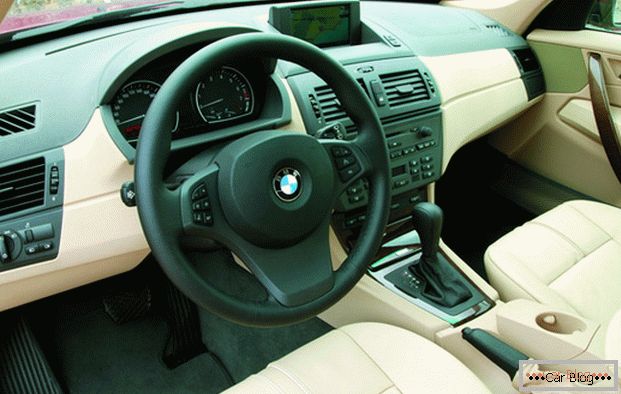 Wnętrze samochodu BMW X3