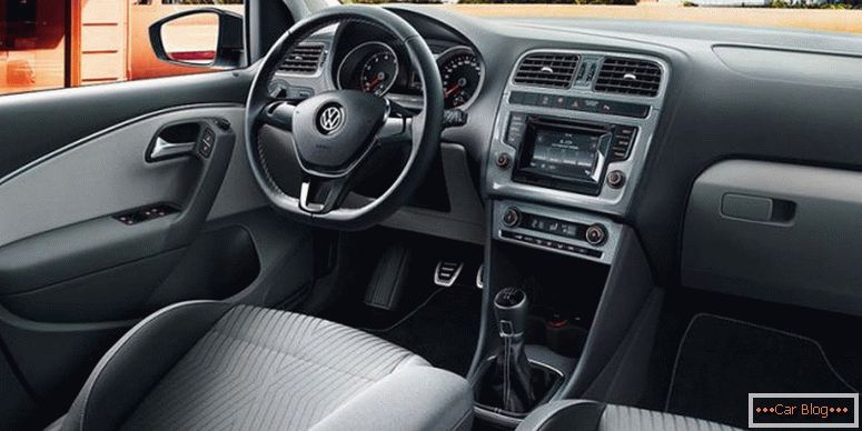 Zaktualizowany Salon Volkswagen Polo Sedan 2017