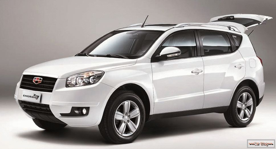 Tanie crossover Geely Emgrand