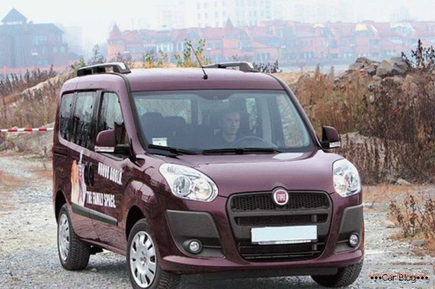 Samochód FIAT Doblo в пассажирском варианте может быть оснащён 7 сиденьями