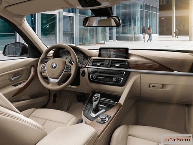Salon samochodowy BMW 3