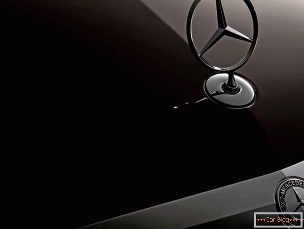 Samochody Mercedes zawsze były prestiżowe i jedne z najdroższych.