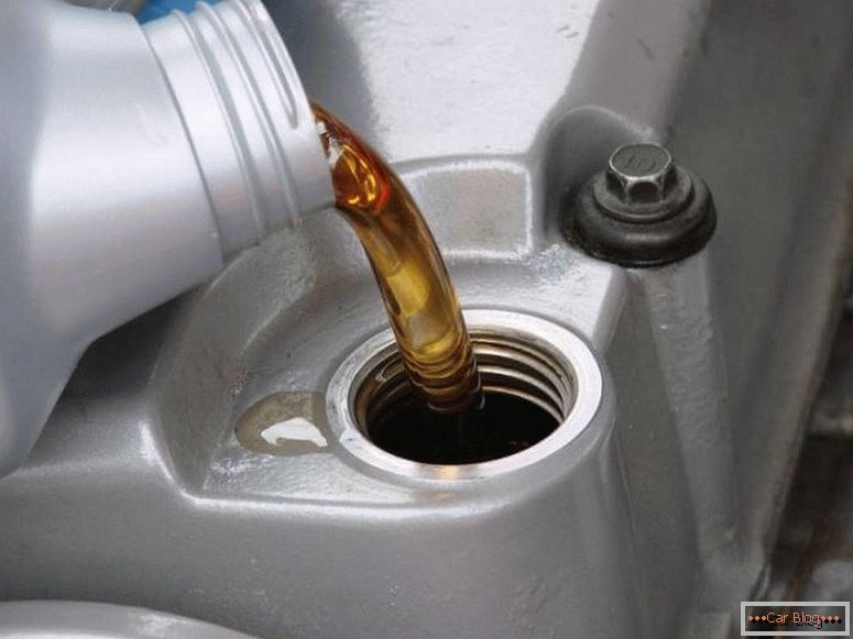 Wymiana oleju w turbodoładowanym silniku