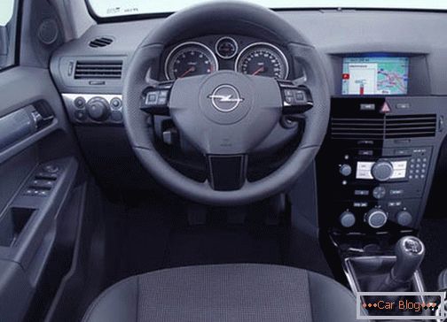 Specyfikacja wagonu Opel Astra